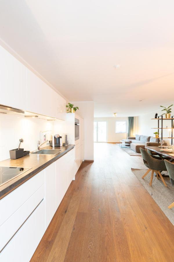 -Zentrale Wohnung-Balkon-Desingerkueche- Bielefeld Exteriér fotografie