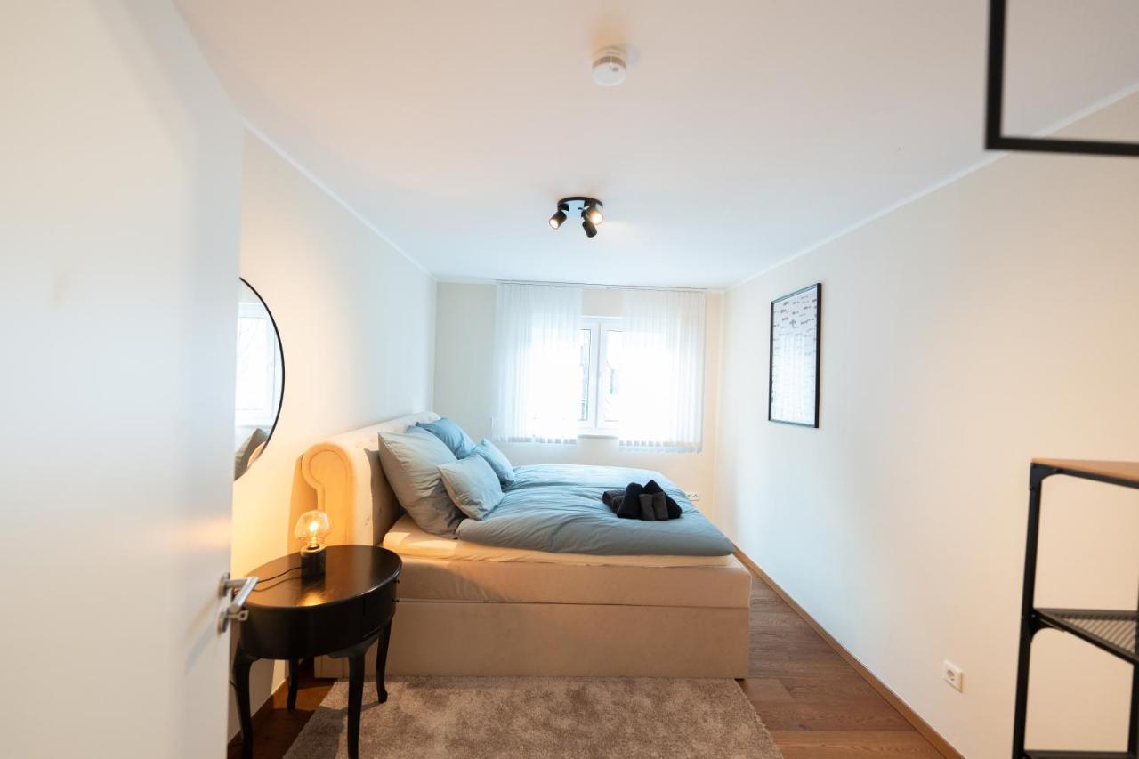 -Zentrale Wohnung-Balkon-Desingerkueche- Bielefeld Exteriér fotografie